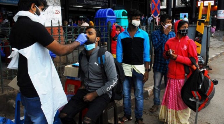 24 ಗಂಟೆಯಲ್ಲಿ 2.7 ಲಕ್ಷ ಕೇಸ್, ಭಾರತದಲ್ಲಿ ಮಿತಿಮೀರಿದ ಕೊರೋನಾ ಅಬ್ಬರ covid