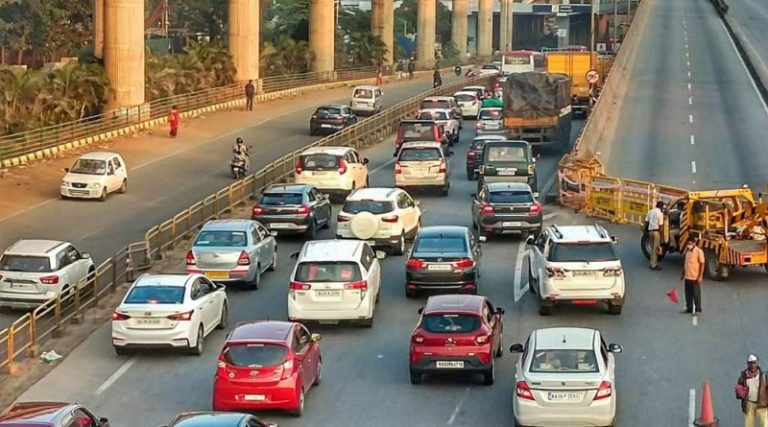 ಲಘು ವಾಹನಗಳ ಸಂಚಾರಕ್ಕೆ ಪೀಣ್ಯ ಫ್ಲೈಓವರ್ ಮುಕ್ತ pinya