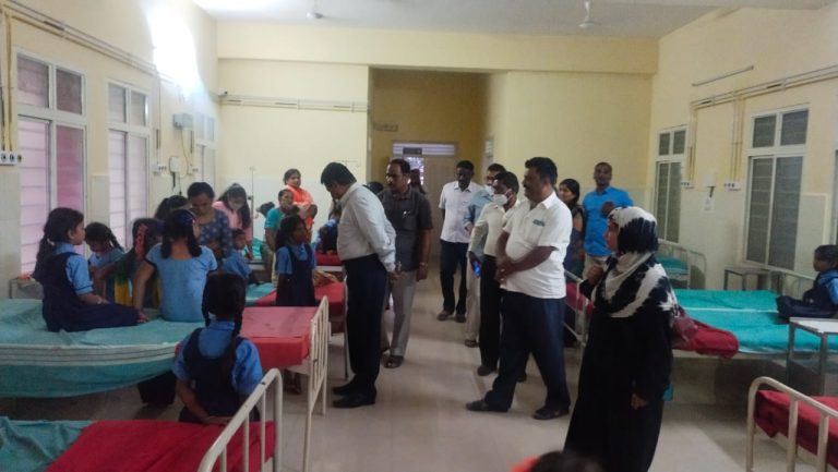 ಶಾಲೆಯ ಬಿಸಿಯೂಟ ಸೇವಿಸಿದ ವಿದ್ಯಾರ್ಥಿಗಳು ಅಸ್ವಸ್ಥರಾಗಿ ಆಸ್ಪತ್ರೆಗೆ ದಾಖಲು bisi uta