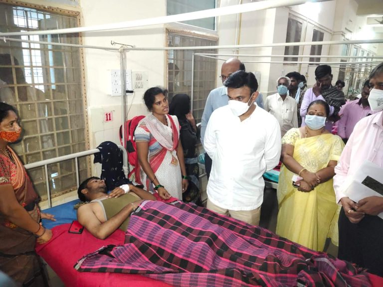 ಇಂತಹ ಘಟನೆ ನಡೆಯಬಾರದಿತ್ತು | ಪಾವಗಡ ಬಸ್ ದುರಂತದ ಬಗ್ಗೆ ಡಾ.ಸುಧಾಕರ್ ಬೇಸರ dr sudhakar