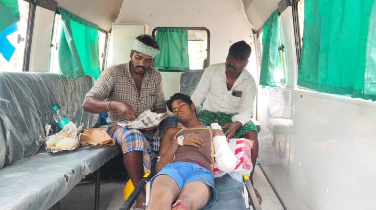 ಪಾವಗಡ ಬಸ್ ದುರಂತದಲ್ಲಿ ಕೈ ಕಳೆದುಕೊಂಡ ಯುವಕ ರಾಜು raju