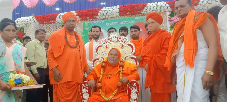 ಧರ್ಮ, ಜಾತಿ ರಾಜಕಾರಣ ಆತಂಕ ಉಂಟುಮಾಡಿದೆ | ಶ್ರೀಗುರುಪರದೇಶಿಕೇಂದ್ರ ಮಹಾಸ್ವಾಮೀಜಿ shree guruparadeshi kendra mahaswamiji