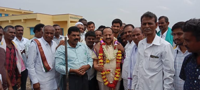 ನೂತನ ರೈತ ಸಂಪರ್ಕ ಕೇಂದ್ರದ ಕಟ್ಟಡಕ್ಕೆ ಶಾಸಕ ಎಂ.ವಿ ವೀರಭದ್ರಯ್ಯರಿಂದ ಭೂಮಿ ಪೂಜೆ bhoomi puje