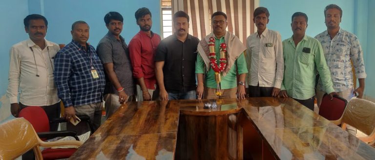 ನೂತನ ತಹಸೀಲ್ದಾರ್ ನ್ನು ಸ್ವಾಗತಿಸಿದ ಹೆಲ್ಪ್ ಸೊಸೈಟಿ help socity