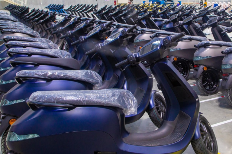 ಓಲಾ ಸ್ಕೂಟರ್ ಗಳ ಸ್ಫೋಟ:1,441 ಸ್ಕೂಟರ್ ಗಳನ್ನು ಹಿಂಪಡೆದ ಓಲಾ olla sutar