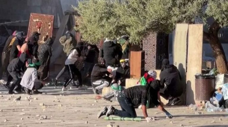 ಲೆಬನಾನ್ ರಾಕೆಟ್ ದಾಳಿಗೆ ಪ್ರತಿಯಾಗಿ ಇಸ್ರೇಲ್ ಗುಂಡಿನ ದಾಳಿ, ಗಡಿಯಲ್ಲಿ ಉದ್ವಿಜ್ಞತೆ ukren