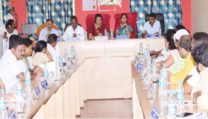 ಸರ್ಕಾರದ ನಿಯಮಗಳಂತೆ ಕಾಮಗಾರಿ ನಡೆಯುತ್ತದೆ:ಶಾಸಕಿ ಪೂರ್ಣಿಮಾ ಶ್ರೀನಿವಾಸ್! hereuru