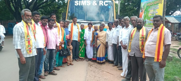 ಆರೋಗ್ಯ ಶಿಬಿರದಲ್ಲಿ ಆಯ್ಕೆಯಾದ ರೋಗಿಗಳು ಬೆಂಗಳೂರಿನ ಸಪ್ತಗಿರಿ ಆಸ್ಪತ್ರೆಗೆ arogya shibira