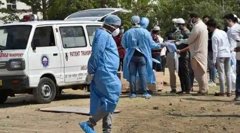 ಭಾರತದಲ್ಲಿ ಶುರುವಾಯ್ತಾ ಕೊರೋನಾ 4ನೇ ಅಲೆ..? 24 ಗಂಟೆಯಲ್ಲಿ 12,213 ಹೊಸ ಕೇಸ್ covid