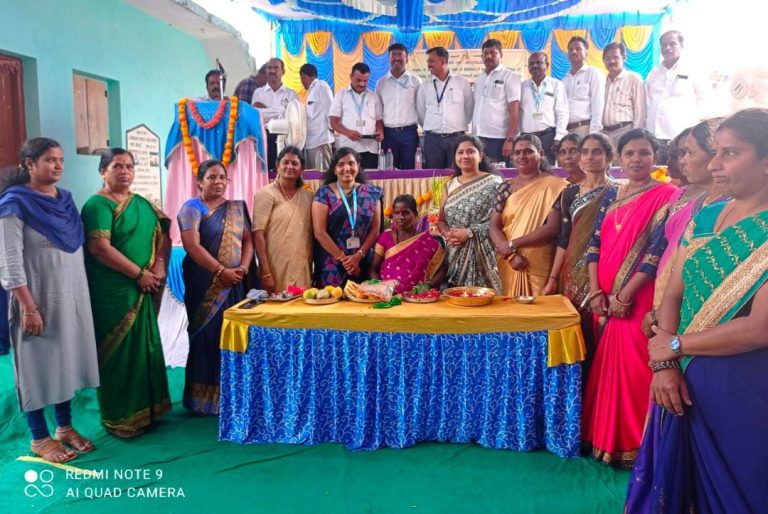 ಕುರುಡುಗಾನಹಳ್ಳಿ ಗ್ರಾಮದಲ್ಲಿ ಜಿಲ್ಲಾಧಿಕಾರಿಗಳ ನಡೆ ಹಳ್ಳಿ ಕಡೆ ಕಾರ್ಯಕ್ರಮ koratagere