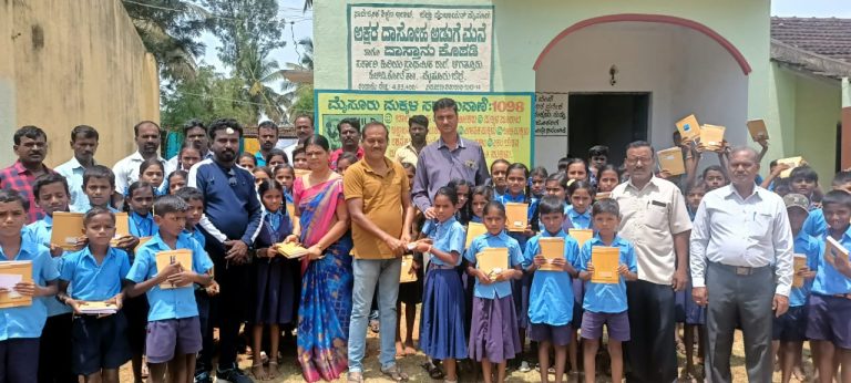 ವಿದ್ಯಾರ್ಥಿಗಳು ಮೊಬೈಲ್ ನಿಂದ ದೂರವಿದ್ದು ಶಿಕ್ಷಣಕ್ಕೆ ಗಮನ ನೀಡಿ: ಚಂದ್ರಿಕಾ ದೊರೆಸ್ವಾಮಿ saraguru