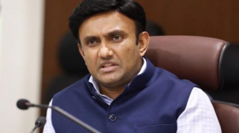 ರಾಜ್ಯದಲ್ಲಿ ಕೊರೊನಾ ಹೆಚ್ಚಳ, ಆರೋಗ್ಯ ಸಚಿವ ಸುಧಾಕರ್ ತುರ್ತುಸಭೆ sudakar