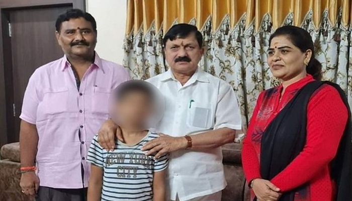 “ಕಪಾಟಿನೊಳಗಿಂದ ಒಂದೊಂದೇ ಅಸ್ತಿಪಂಜರಗಳು ಹೊರಗೆ ಬೀಳುತ್ತಿವೆ” araga