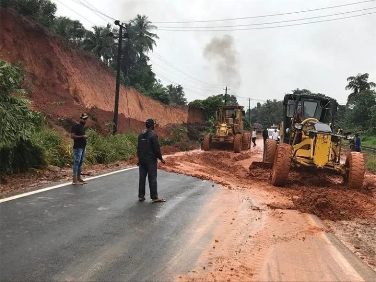 ಮಳೆ ಅವಾಂತರ ಬದುಕು ದುಸ್ತರ rain...