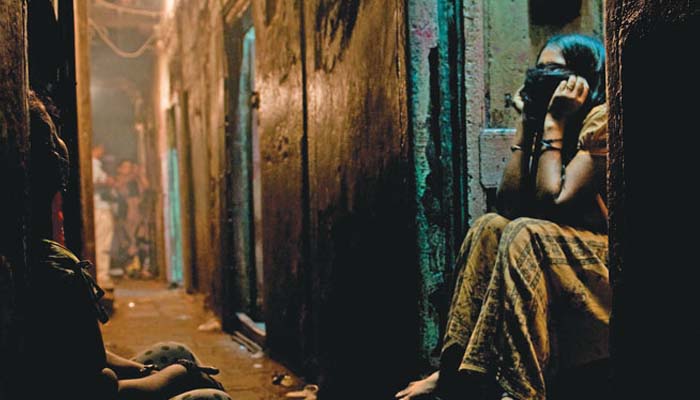 ಸ್ಪಾ ಮತ್ತು ಸಲೂನ್ ಹೆಸರಿನಲ್ಲಿ ವೇಶ್ಯಾವಾಟಿಕೆ: ದಾಳಿ ನಡೆಸಿದಾಗ ಸಿಕ್ಕಿಬಿದ್ದವರೆಷ್ಟು ಜನ? veshyavatike