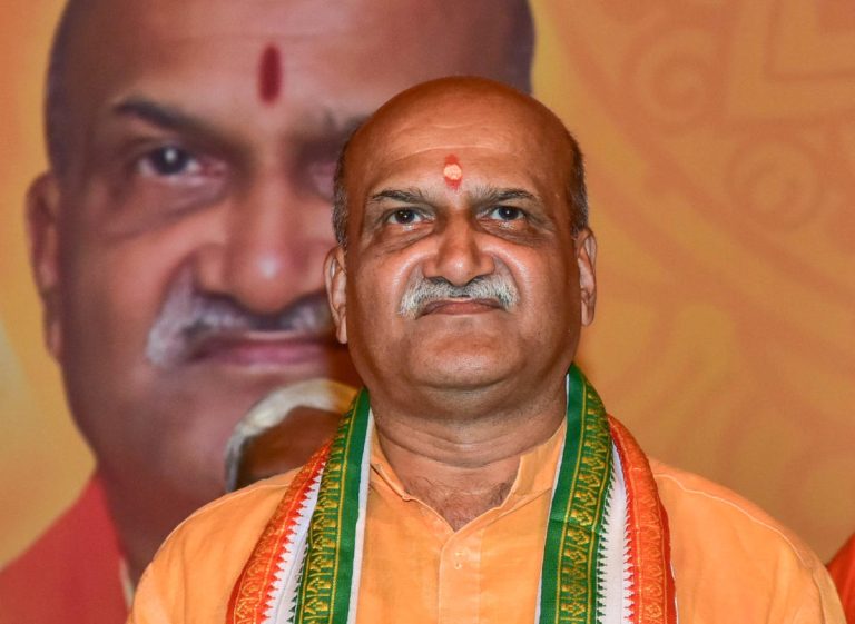 ಸಿದ್ದು ಮಾಂಸ ತಿಂದು ಹೋಗಿದ್ದು ತಪ್ಪಲ್ಲ:ಮುತಾಲಿಕ್ muthalik