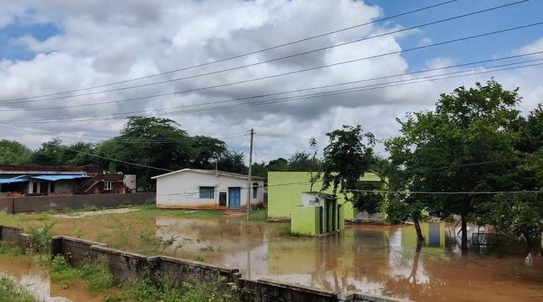 ಶ್ರೀರಾಮಕೃಷ್ಣ ಸೇವಾಶ್ರಮ: ಭಾರೀ ಮಳೆಯಿಂದ ಹಾನಿ ಉಂಟಾಗಿರುವ ಪ್ರದೇಶಗಳಿಗೆ ನೆರೆ ಪರಿಹಾರ ಯೋಜನೆ pavada