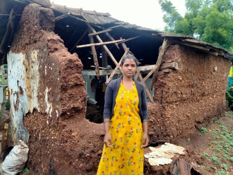 ನೆರೆಯಿಂದ ಜನರು ಅತಂತ್ರ: ಪರಿಹಾರ ನೀಡದೇ ಸತಾಯಿಸುತ್ತಿರುವ ಅಧಿಕಾರಿಗಳ ವಿರುದ್ಧ ಆಕ್ರೋಶ saragur