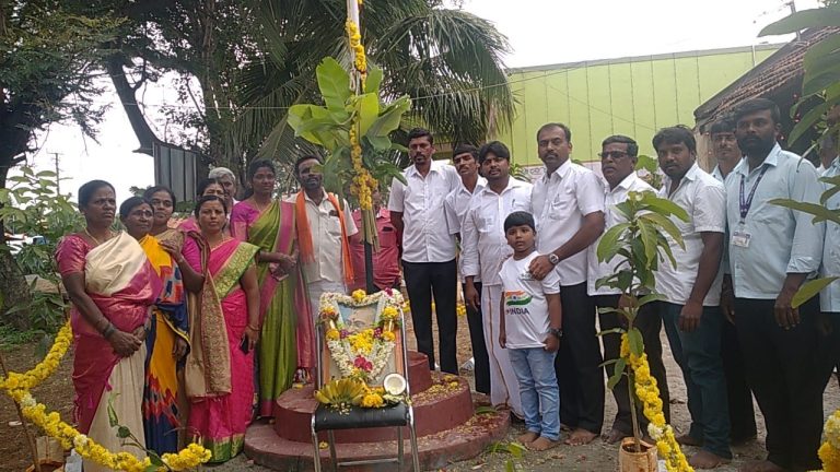 ಸೊರವನಹಳ್ಳಿ ಗ್ರಾಮ ಪಂಚಾಯಿತಿಯಲ್ಲಿ ಸ್ವಾತಂತ್ರ್ಯ ದಿನಾಚರಣೆ thuruvekere