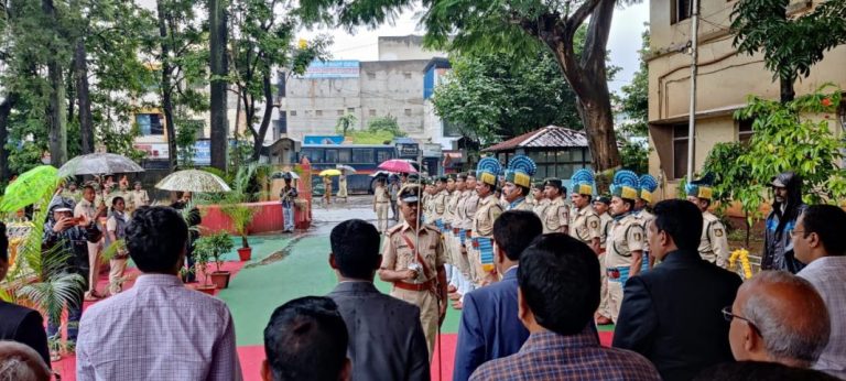 huthathmara dinacharane