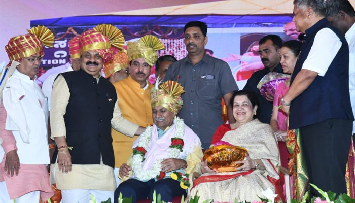 ಡಾ.ಪ್ರಭಾಕರ್ ಕೋರೆ ಬುಲೆಟ್ ಮ್ಯಾನ್: ಸಿಎಂ ಬಸವರಾಜ ಬೊಮ್ಮಾಯಿ cm bommai