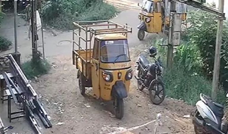 ಆಟೋದಲ್ಲಿ ಸ್ಫೋಟ ಉಗ್ರರ ಸಂಚು: ದೃಢಪಡಿಸಿದ ಪೊಲೀಸ್ ಇಲಾಖೆ ato