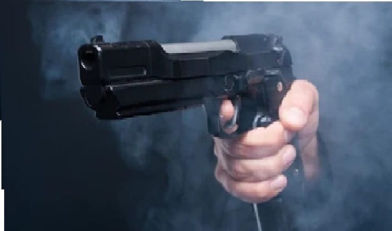 ಮನೆಗೆ ನುಗ್ಗಿ ಗನ್ ತೋರಿಸಿ 40 ಲಕ್ಷ ಹಣ ದರೋಡೆ crime
