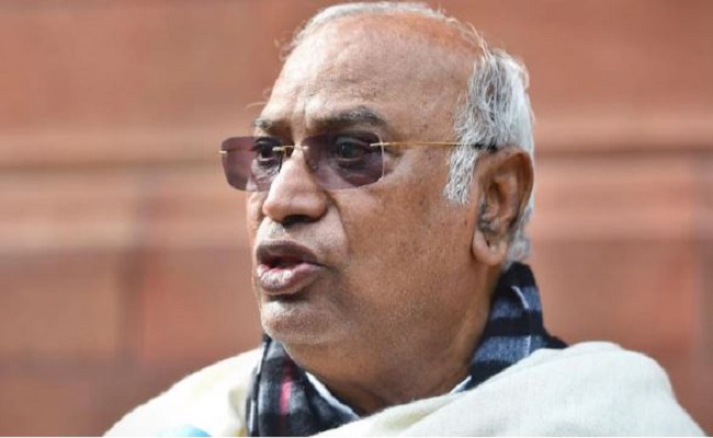 ಪ್ರಧಾನಿ ಮೋದಿ 100 ತಲೆ ರಾವಣನಾ: ಮಲ್ಲಿಕಾರ್ಜುನ ಖರ್ಗೆ ಪ್ರಶ್ನೆ kharge