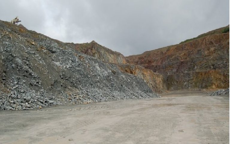 ಕಲ್ಲು ಕ್ವಾರಿ ದುರಂತ: ಎಂಟು ಮೃತದೇಹ ಪತ್ತೆ mejaram