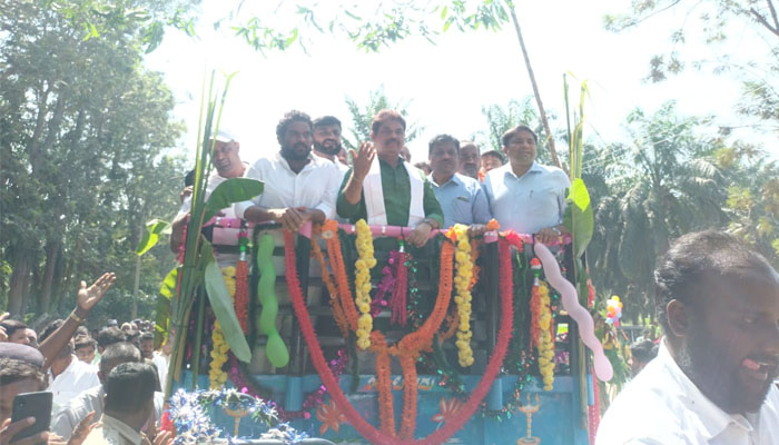 ಕಂದಾಯ ಸಚಿವ ಆರ್.ಅಶೋಕ್ ಗ್ರಾಮ ವಾಸ್ತವ್ಯ r ashok