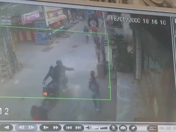 ಶಾಲೆಗೆ ತೆರಳುತ್ತಿದ್ದ ವಿದ್ಯಾರ್ಥಿನಿಗೆ ಆ್ಯಸಿಡ್ ಎರಚಿದ ದುಷ್ಕರ್ಮಿಗಳು!