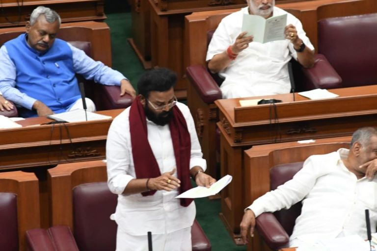 ಹೊಸ RTO ಕಚೇರಿಗಳ ಸ್ಥಾಪನೆ ಇಲ್ಲ : ಸಚಿವ ಶ್ರೀರಾಮುಲು sri ramulu