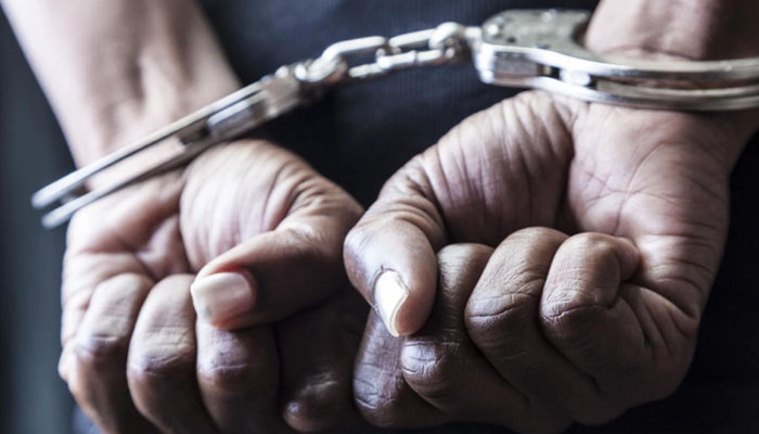 ಹೆತ್ತ ತಾಯಿಗೆ ಪ್ರತಿನಿತ್ಯ ಏಟು: ಗಂಡನ ಕೃತ್ಯವನ್ನು ವಿಡಿಯೋ ಮಾಡಿ ಹರಿಬಿಟ್ಟ ಪತ್ನಿ arrest