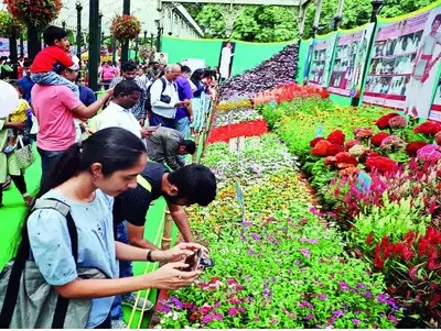 ಬೆಂಗಳೂರಿನ ಇತಿಹಾಸ ಗಣರಾಜ್ಯೋತ್ಸವ ದಿನ ಲಾಲ್ ಬಾಗ್ ಫಲಪುಷ್ಪ ಪ್ರದರ್ಶನ bengalore