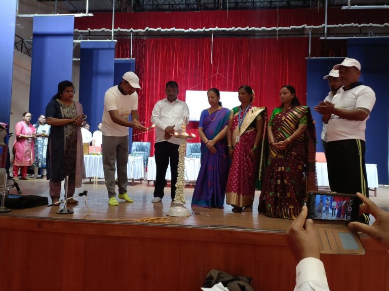 ಬೀದಿ ಬದಿ ವ್ಯಾಪಾರಿಗಳು ಬೃಹತ್ ಉದ್ಯಮಿಗಳಾಗಲು ಶ್ರಮ ವಹಿಸಿ: ಶಾಸಕ ಅನಿಲ ಬೆನಕೆ bidi badi vyapara