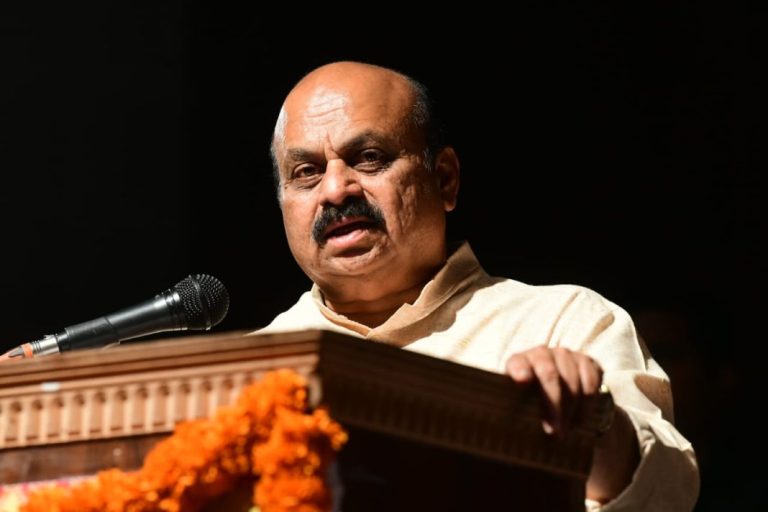 ಕನ್ನಡ ಹೋರಾಟಗಾರರ ಎಲ್ಲಾ ಪ್ರಕರಣ ವಾಪಸ್ : ಬೊಮ್ಮಾಯಿ bommay