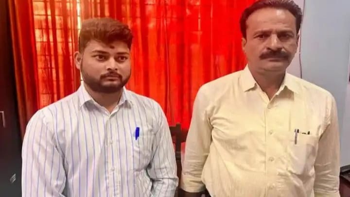 ಅಧಿಕಾರಿಗಳಿಬ್ಬರು ಲೋಕಾಯುಕ್ತ ಬಲೆಗೆ davangere