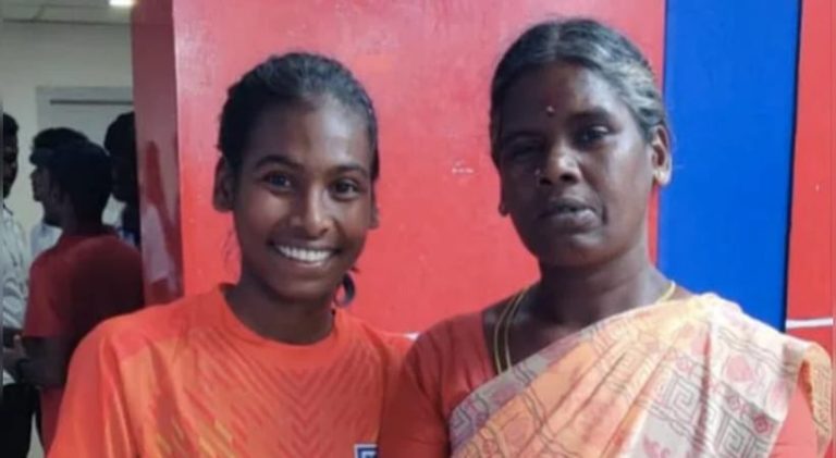 ತಾಯಿ ಬಗ್ಗೆ ಭಾರತೀಯ ಫುಟ್ಬಾಲ್ ಆಟಗಾರ್ತಿಯ ಪೋಸ್ಟ್ ವೈರಲ್ futball atagarthi