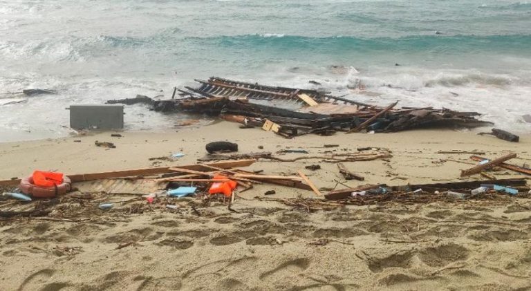 ಇಟಲಿಯಲ್ಲಿ ನಿರಾಶ್ರಿತರ ದೋಣಿ ಮುಳುಗಿ 59 ಮಂದಿ ಸಾವು nirashrithara doni