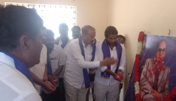 ಡಾ.ಬಿ.ಆರ್.ಅಂಬೇಡ್ಕರ್ ಒಂದು ಸಮುದಾಯಕ್ಕೆ ಸಂವಿಧಾನ ರಚನೆ ಮಾಡಿಲ್ಲ: ಆರ್.ಧ್ರುವನಾರಾಯಣ್ r duruvanarayana