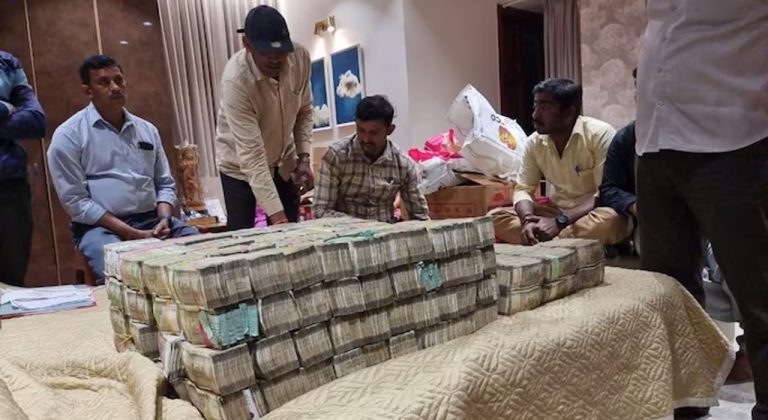 ಶಾಸಕ ಮಾಡಾಳ್ ಪುತ್ರ ಪ್ರಶಾಂತ್ ಸೇರಿ ಐವರು 14ದಿನ ನ್ಯಾಯಾಂಗ ಬಂಧನಕ್ಕೆ bandana