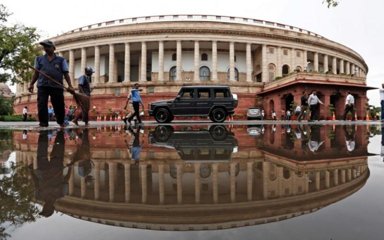 ರಾಜ್ಯ ಸಭೆ ಮತ್ತು ಲೋಕಸಭೆ ಕಲಾಪ: ಏ.6ಕ್ಕೆ ಮುಂದೂಡಿಕೆ lokasaba