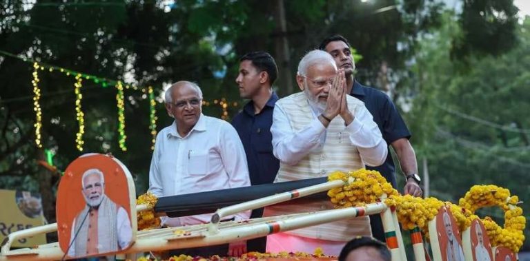 ಮೋದಿ ಅವರು ಇಂದು ಬೆಳಗ್ಗೆ ವಿಡಿಯೋ ಕಾನ್ಫರೆನ್ಸ್ ಮೂಲಕ ದೇಶದ 71,000 ಹೊಸ ಉದ್ಯೋಗ ಅಭ್ಯರ್ಥಿಗಳಿಗೆ ನೇಮಕಾತಿ ಆದೇಶ ವಿತರಣೆ modhi