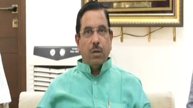 ಈ ಸಲ ಕಪ್ ನಮ್ದೆ ಎಂದು ಕೇಂದ್ರ ಸಚಿವ ಪ್ರಹ್ಲಾದ್ ಜೋಶಿ prahalad joshi