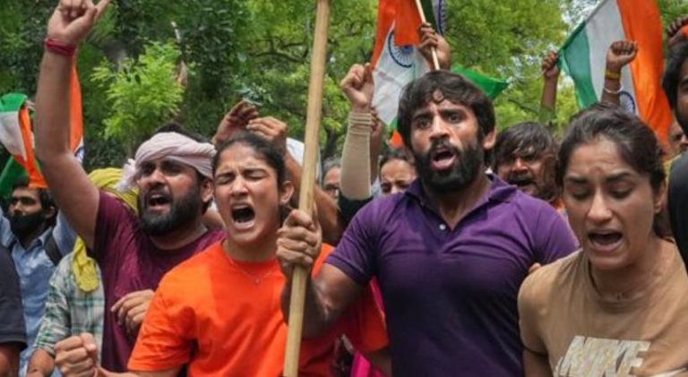 ಪೊಲೀಸರು ಗಲಭೆ ಯತ್ನದ ಪ್ರಕರಣ ದಾಖಲಿಸಿಕೊಂಡರು: ಜಂತರ್ ಮಂತರ್ ನಲ್ಲಿ ಕುಸ್ತಿ ತಾರೆಯರು ಮುಷ್ಕರ janthar mahar