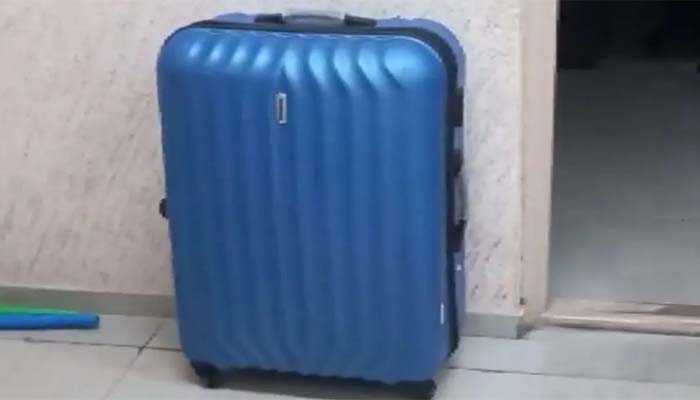 ತಾಯಿಯನ್ನೇ ಕೊಂದು ಸೂಟ್ ಕೇಸ್ ನಲ್ಲಿ ಪೊಲೀಸ್ ಠಾಣೆಗೆ ಶವ ತಂದ ಪುತ್ರಿ! banglore