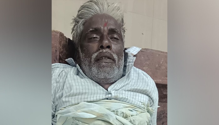 ಹಸುಗಳಿಗೆ ಹುಲ್ಲು ತರಲು ಹೋಗಿದ್ದ ರೈತ ಹಾವಿಗೆ ಬಲಿ thipatooru