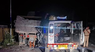 ನಿಂತಿದ್ದ ಲಾರಿಗೆ ಕ್ರೂಸರ್ ಡಿಕ್ಕಿ ಐವರ ಸಾವು yadhagiri