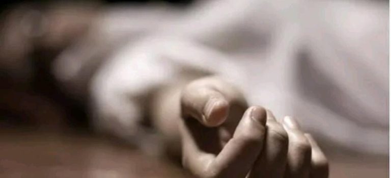 ಒಂದೇ ಕುಟುಂಬದ 5 ಮಂದಿ ಸಾವಿಗೆ ಶರಣು death