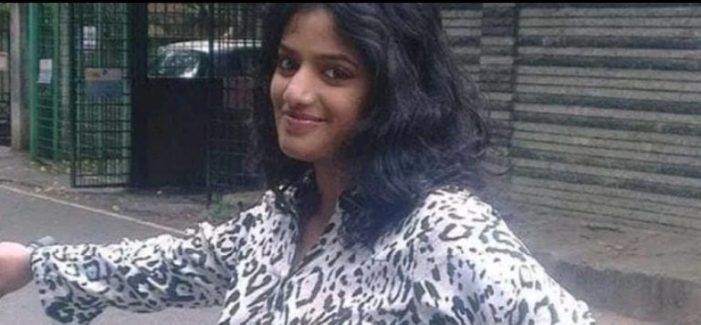 ನೇಣು ಬಿಗಿದುಕೊಂಡು ಮಹಿಳಾ ಟೆಕ್ಕಿ ಆತ್ಮಹತ್ಯೆ suicide